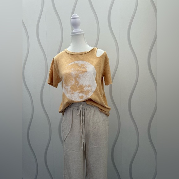 Moon Graphic Washed Effect Tan T-Shirt - Picture 3 of 4